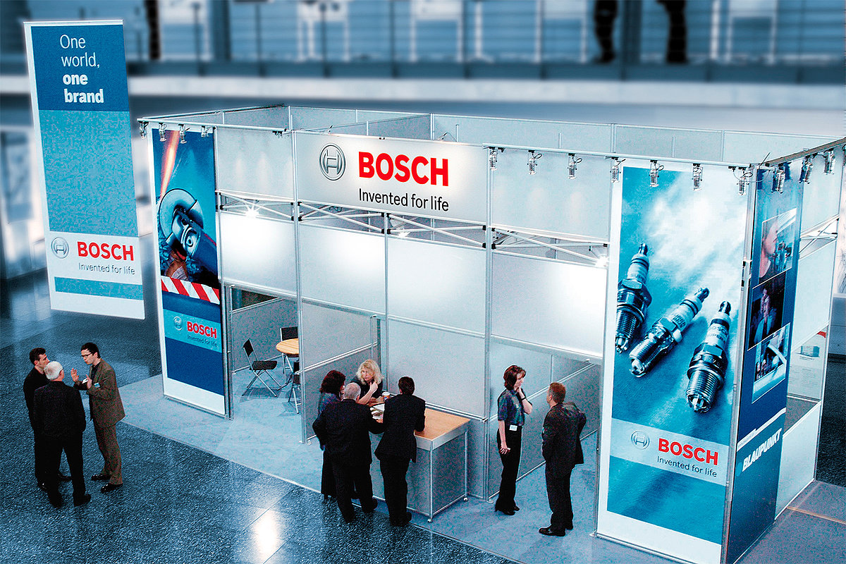 Der individuell bedruckte Messestand: Bosch setzt auf Pro-Tent