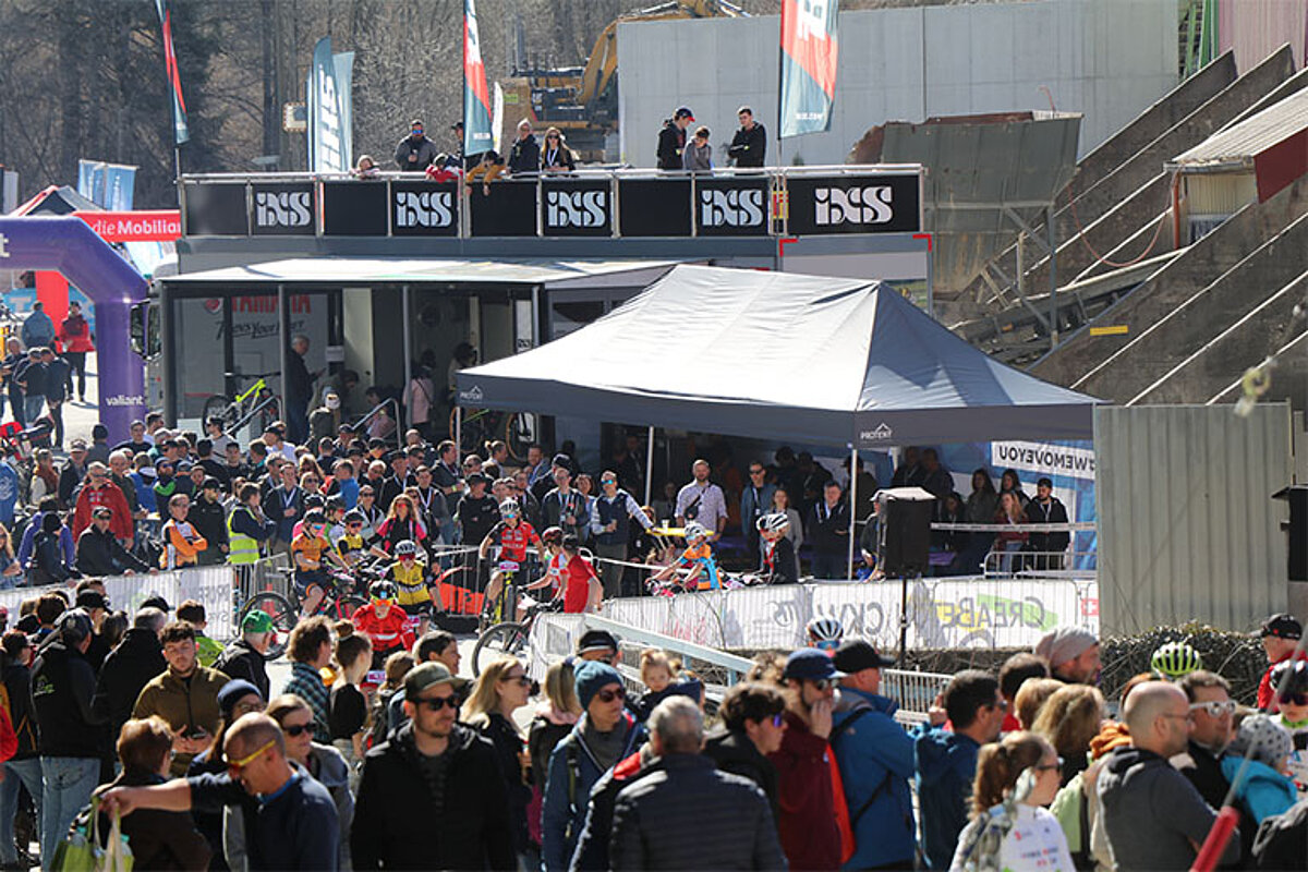 Ein Pro-Tent Faltzelt wird beim Bike Cup Rickenbach genutzt.